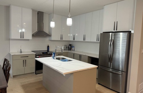 Middlesex Centre Casa | Spacious Home with modern style