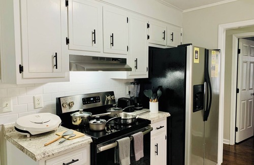 Gracewood Casa | Spacious Home with parking in Augusta & Fort Eisenhower