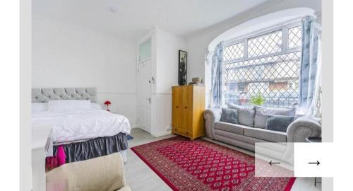 Leigh Casa | Spacious house near Westleigh Township, 4 Bed Room, Wifi, Private Parking