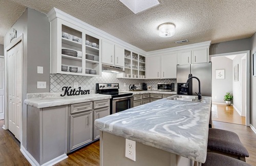 Johns Island Casa | Spacious house with deck, firepit + minutes from Kiawah