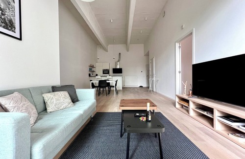Anderlecht Apartamento | Spacious Loft Instant Favourite Up to 4