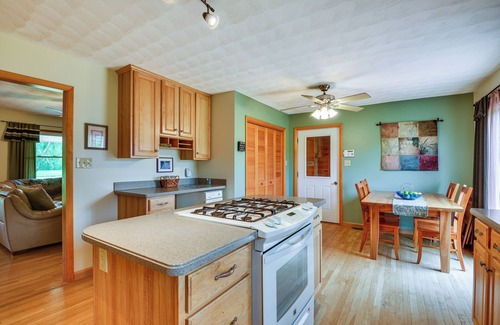 Lowville Casa | Spacious Lowville Retreat on 4 Private Acres!