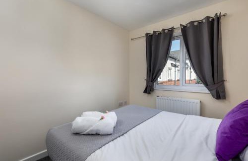 Barrow-in-Furness Casa | Spacious Luxurious Serviced Accommodation 6