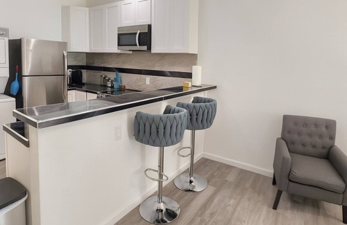 Rokers Point Apartamento | Spacious Luxury Beachfront Suite