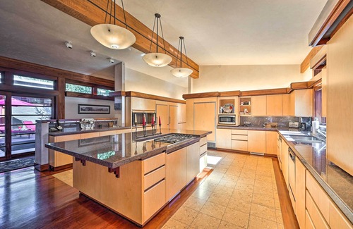 Hailey Casa | Spacious Luxury Retreat w/ Private Hot Tub & Pool!