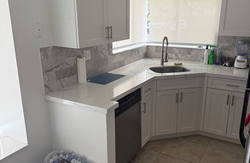 Plantation Apartamento | Spacious Master Suite Near Hard Rock & Sawgrass Comfort, Style & Prime Location!