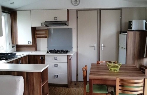 Vic-la-Gardiole Casa | AMPLIO MOBILHOME 3 HABITACIONES CLIMATISTA