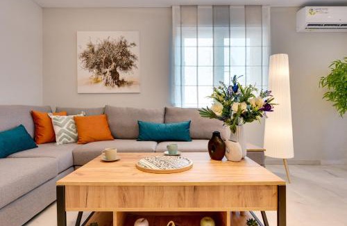 Agia Paraskevi Apartamento | Spacious Modern 3BD Apartment