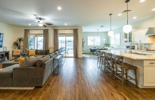 Queen Creek Casa | Spacious Monthly Stay: Heated Pool, Spa, Sleeps 14