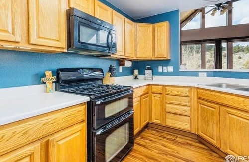 Glacier View Meadows Casa | Spacious mountain house with views and room to relax!