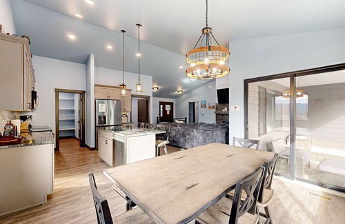 Sturgis Casa | Spacious mountain view home with gas fireplace, game room & heated 4 car garage