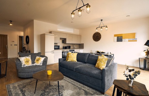 Hungerford Apartamento | Goldfinch-Superior-Apartamento-Baño Privado-Terraza