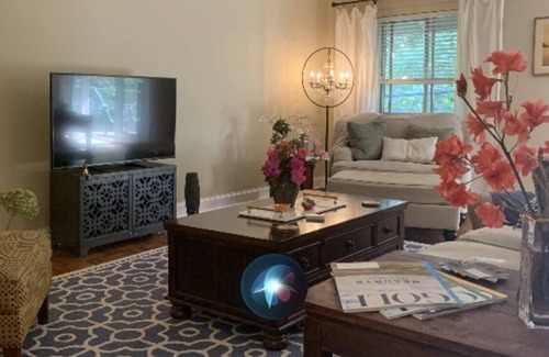 Knoxville Condominio | Spacious one level condo in exclusive neighborhood.