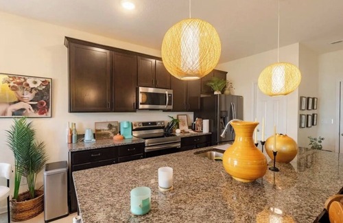 Brice Casa | Spacious Palatial 4-bedroom beautiful family-friendly house in Columbus