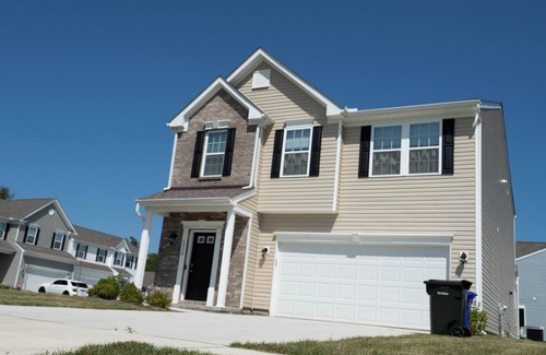 Brice Casa | Spacious Palatial 4-bedroom beautiful family-friendly house in Columbus