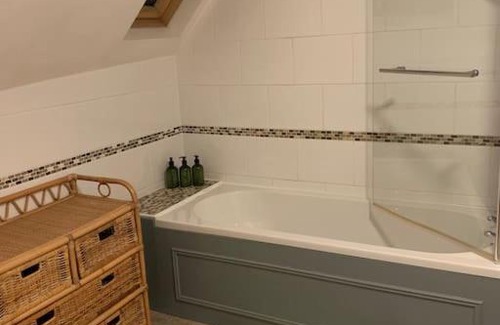 Rhayader Apartamento | Spacious private accommodation