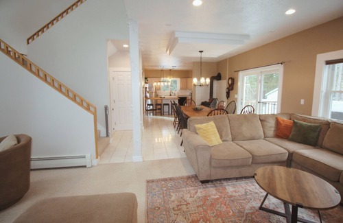 Thornton Casa | Spacious Private Home in White Mountains - Loon - Owl's Nest - Waterville Valley