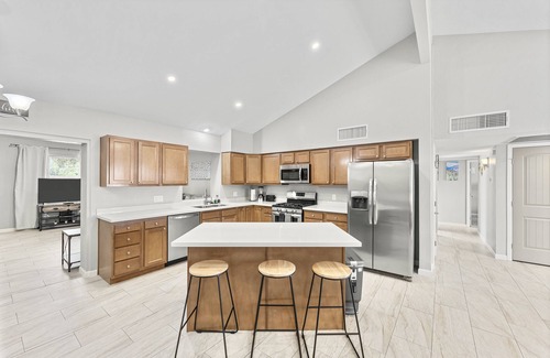 Sierra Vista Casa | Spacious & Private Sierra Vista Retreat with Pool!