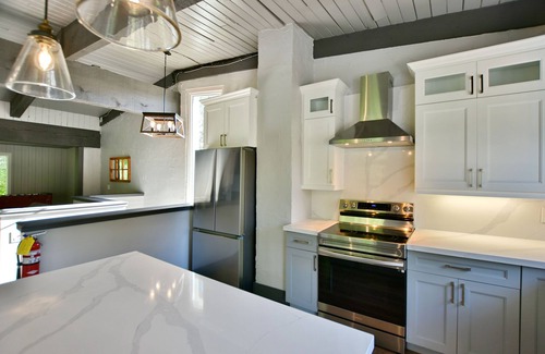 The Blue Mountains Chalet De Esquí | Spacious & Relaxing Chalet close to Blue Mountain Ski resort. Dog-friendly!