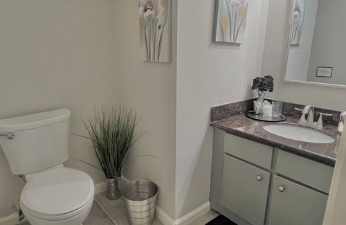 Northeast Houston Casa | Spacious Renovated Townhome in Houston!