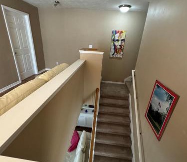 Gainesville Casa | Spacious Room in A Nice House