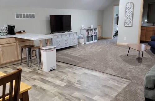 Middlebury Apartamento | Spacious, rural apt w/outdoor amenities - close to Shipshewana and Toll Road