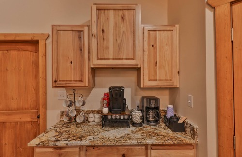 Plummers Landing Casa | Spacious & serene country location with cozy at home familiarity.