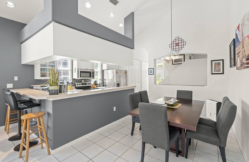 Bay Isle Casa | Hermosa casa de Siesta Key con piscina privada y muchísimos extras: ¡traiga a su familia!