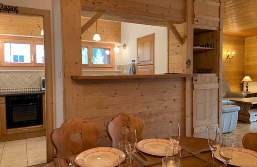 Villars-sur-Ollon Chalet De Esquí | Spacious ski-in and hiking flat for 6-8, 400m to the telecabine