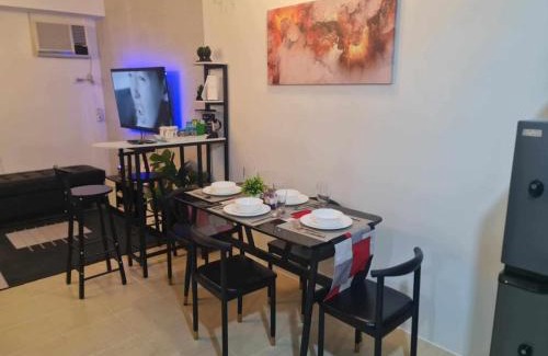 Ugong Apartamento | Spacious Staycation in Pasig Urban Metro Escape