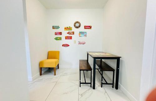 Little Havana Casa | Spacious Studio 10 mins to Mia&Downtown