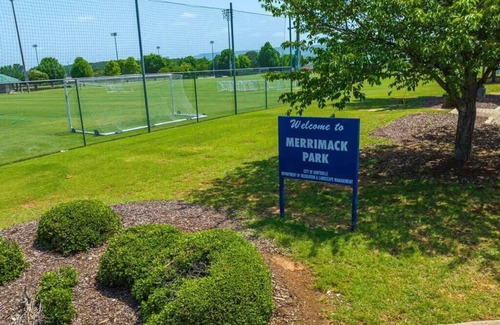 Huntsville Apartamento | Spacious Studio Apartment Near Botanical Gardens