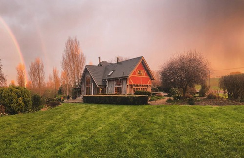 Richmond Downs Casa | Spacious, Stunning, Large Home—Perfect for Big Gatherings, Cozy & Charming