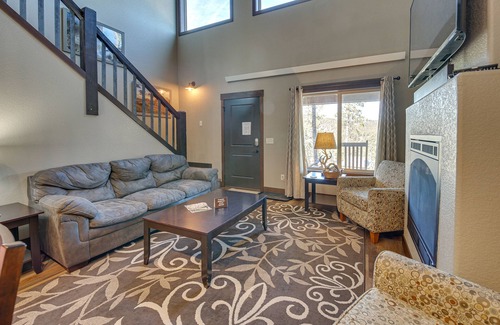 Sturgis Cabina | Spacious Sturgis Cabin w/ Grill & Wraparound Patio
