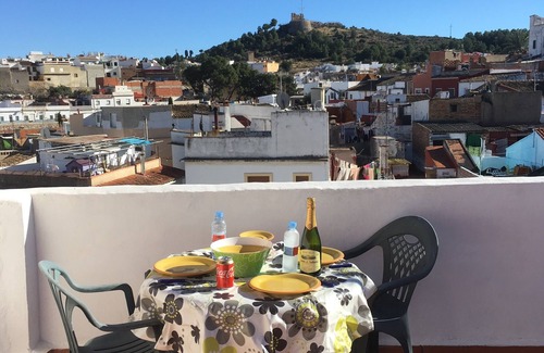 Oliva Casa | Spacious townhouse with roof terrace and amazing views over old town. Sleeps 6.