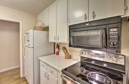 Tallahassee Casa | Spacious Tranquil and Cozy 4BDR HOME - FSU, TCC, FAMU