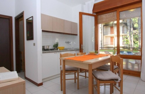 Lignano Riviera Apartamento | Amplia casa de vacaciones en una ubicación cómoda.