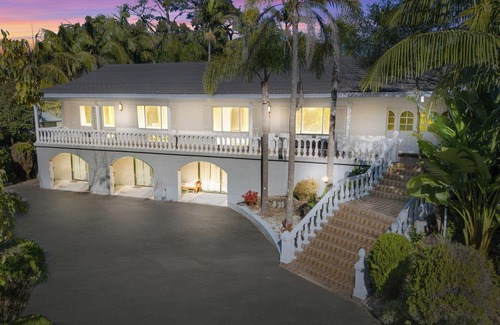 Dural Casa | Spacious Vacation Home in Dural with Tennis Court