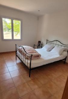 Saint-Vivien-de-Medoc Villa | spacious villa