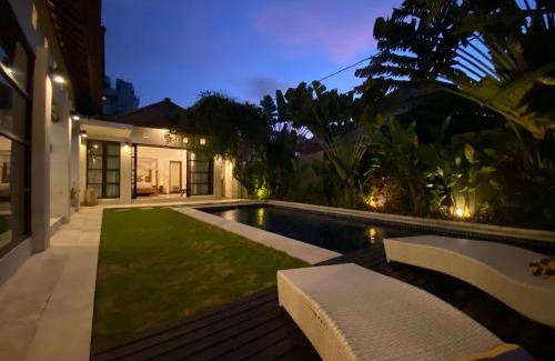 Petitenget Villa | Spacious Villa in Petitenget Top Location