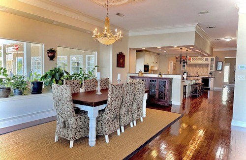 Wetumpka Casa | Spacious Waterfront House with a private dock on beautiful Lake Jordan.