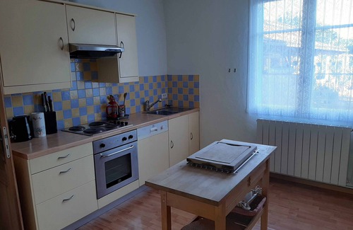 Les Casses Casa | Espaciosas equipadas casa con piscina, capacidad para 6 personas cómodamente