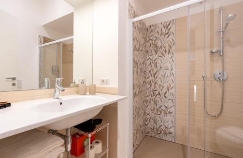 Rione V Ponte Apartamento | Spanish Steps Brianzo Home Walkable AC Wifi