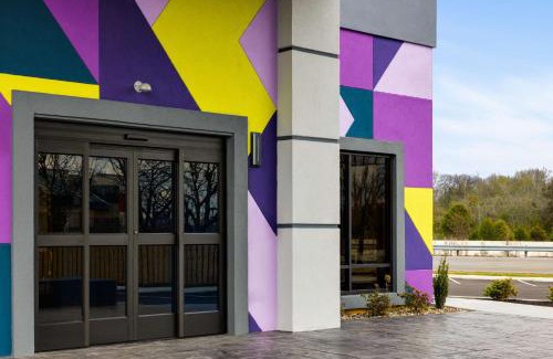 Pennington Bend Hotel | Spark By Hilton Nashville At Opryland