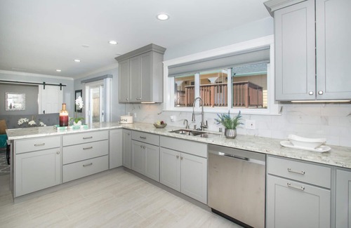 Pacifica Casa | Nueva marca de lujo con vista al mar 4 BR casa cerca de SF / SFO + estacionamiento gratuito