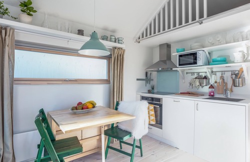 Alvsjo Cabaña | Sparkling newly built house close to city & nature