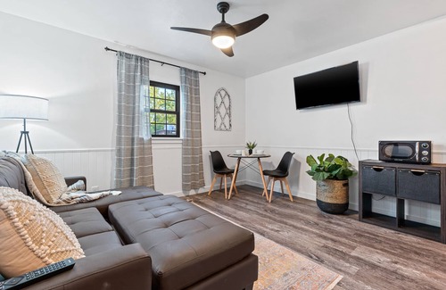 Spearfish Cabaña | Spearfish Cottages