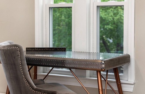 Amesbury Condominio | Special! Ames for Fun: Near town, eateries, parks & beaches - family Sunset views, Grill, Fast WiFi