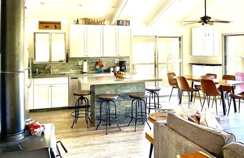 Lakehead Casa | Special $ Now - Awesome Lake Views - Single Floor - Shasta Lakeshore Retreat #5