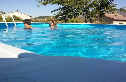 Navalperal de Tormes Cabaña | OFERTAS ESPECIALES PARA EL VERANO, PISCINA, WIFI GRATIS, ZONAS DE BAÑO NATURALES